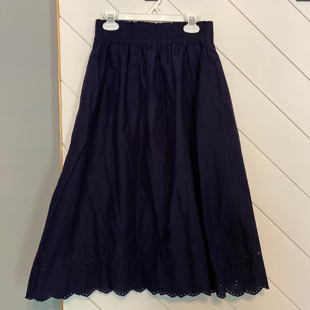 Navy skirt
